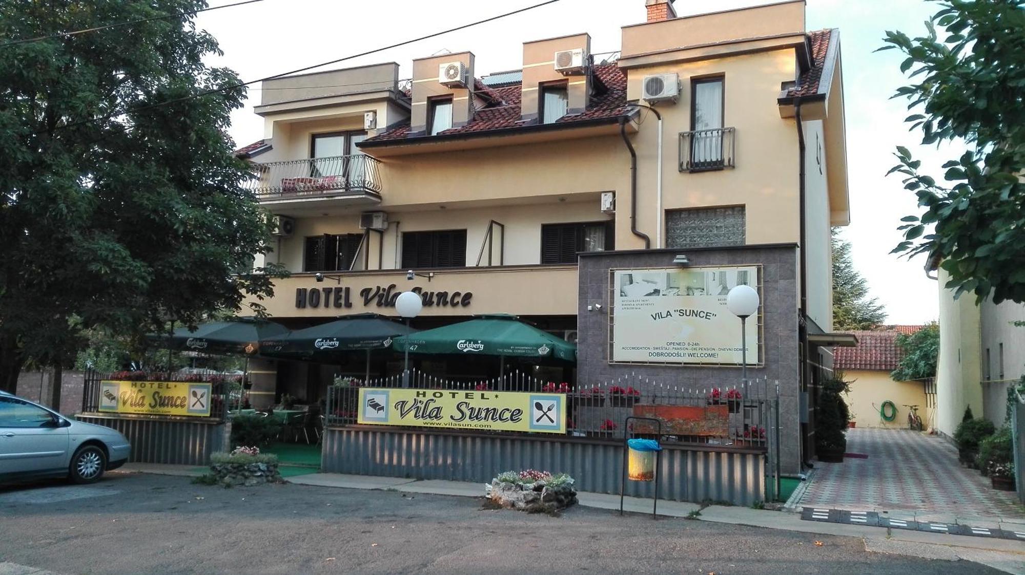 Hotel Vila Sunce Stara Pazova Exterior foto